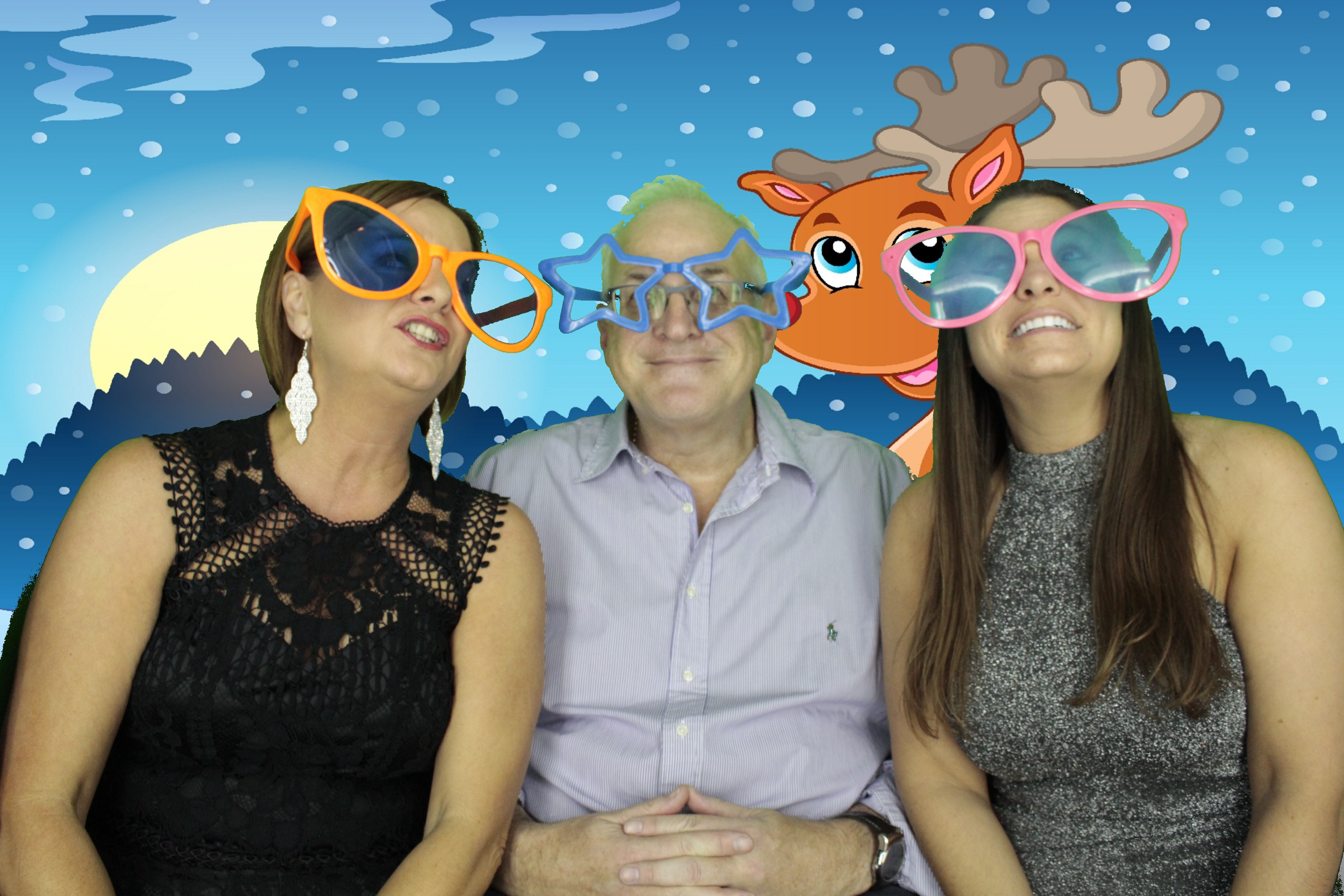 Ocean Network Express Christmas Party 2019 | View more photos from the event at gallery.myphotoboothexperience.co.uk/u/MyPhotoBoothExperienceLtd/Ocean-Network-Express-Christmas-Party-2019